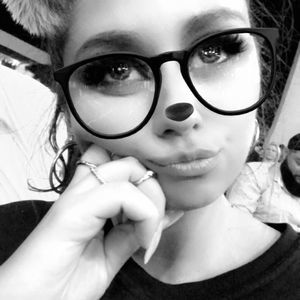 Meet your Posher, Ashlee